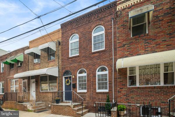 922 MCCLELLAN ST, Philadelphia, PA 19148