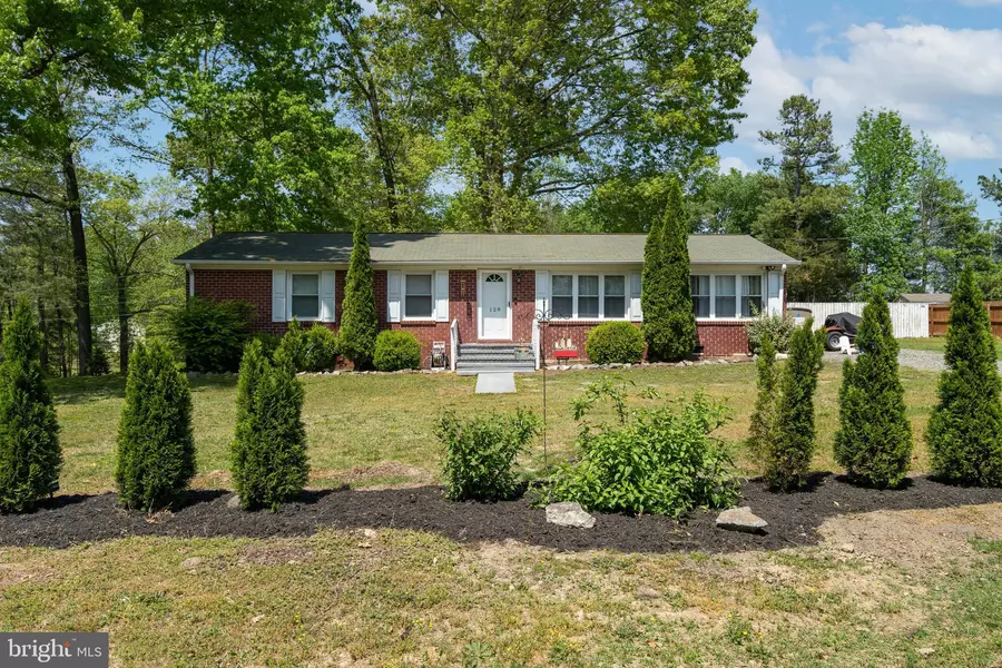 128 YORKTOWN DR, Ruther Glen, VA 22546