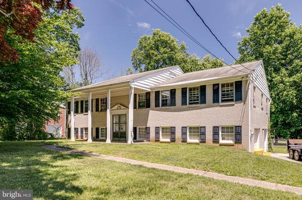 1915 COUNTY LINE RD, Villanova, PA 19085