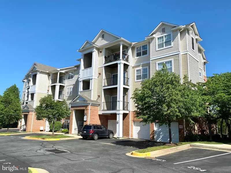 13501 DERRY GLEN CT #304, Germantown, MD 20874