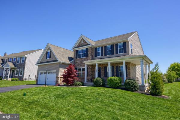 Lititz, PA 17543,608 WARMINSTER LN