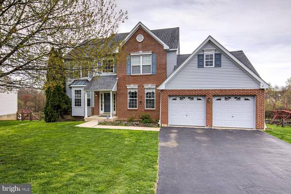 77 OVERLOOK CIR, Garnet Valley, PA 19060