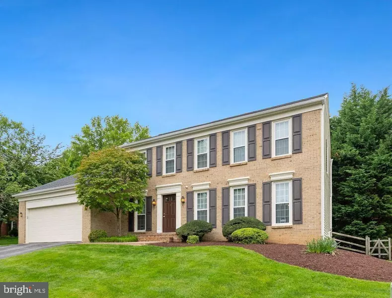 10 LLOYDMINSTER CT, North Potomac, MD 20878