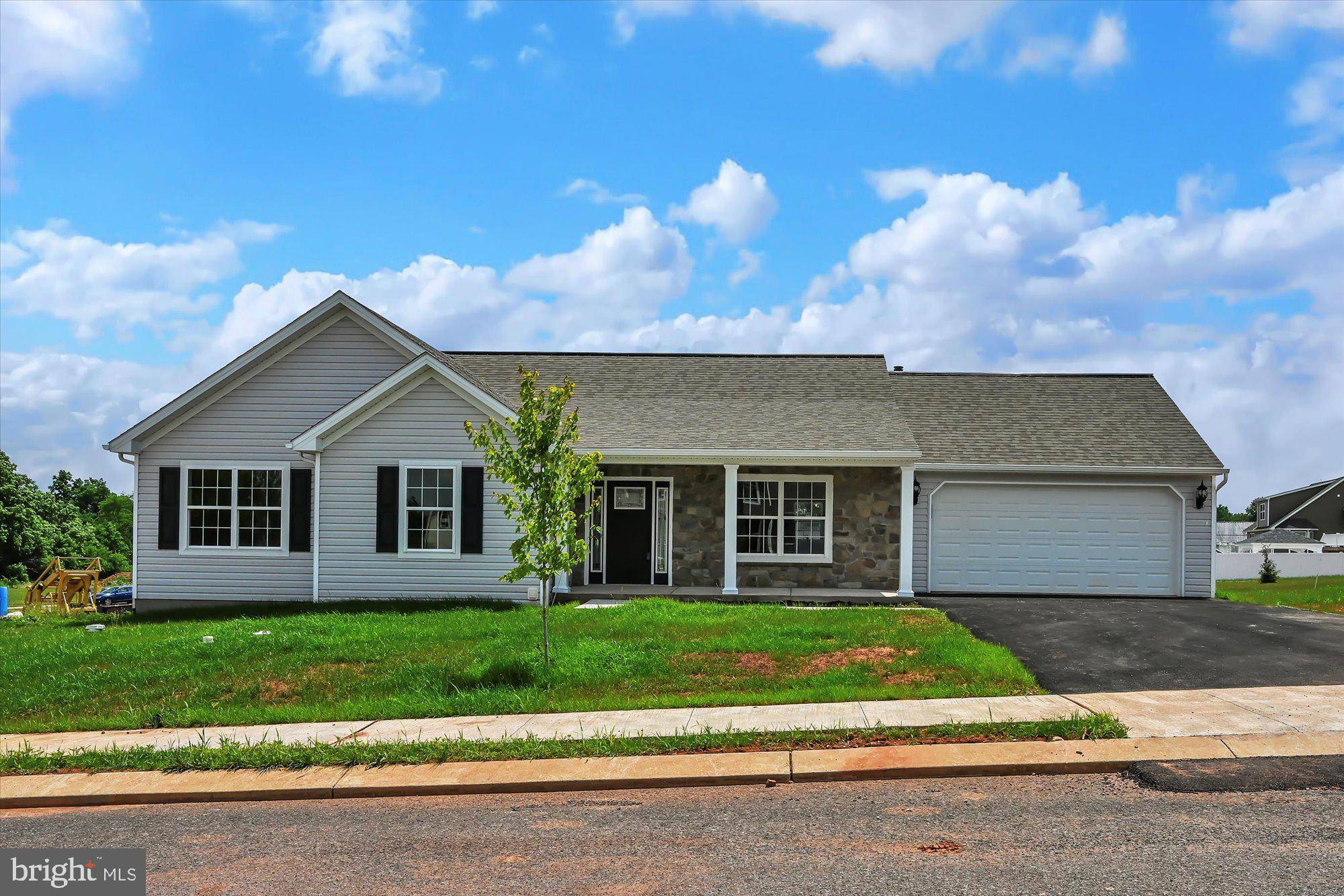 Denver, PA 17517,167 ARROWHEAD DRIVE DR