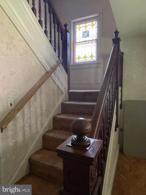 Haddon Heights, NJ 08035,206 7TH AVE