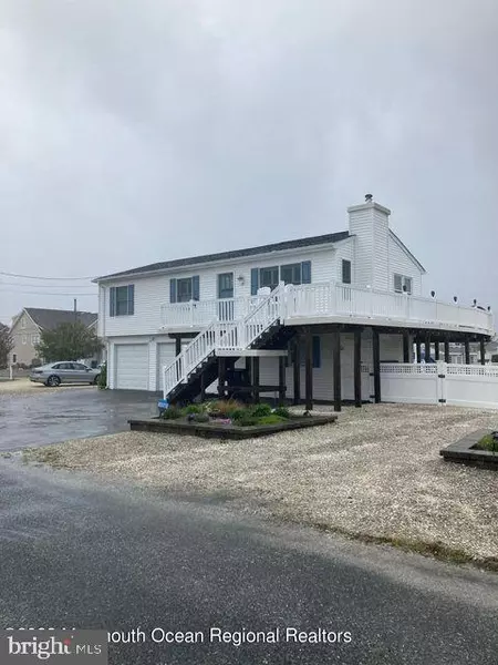 29 WALKILL RD, Tuckerton, NJ 08087