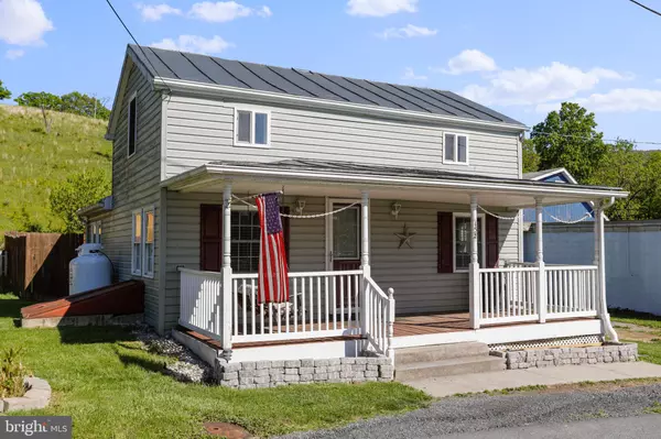 Strasburg, VA 22657,138 N EBERLY ST