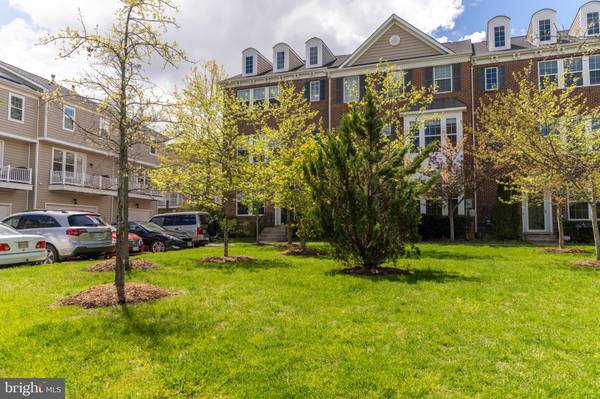 5780 FOLEY ST, Alexandria, VA 22303