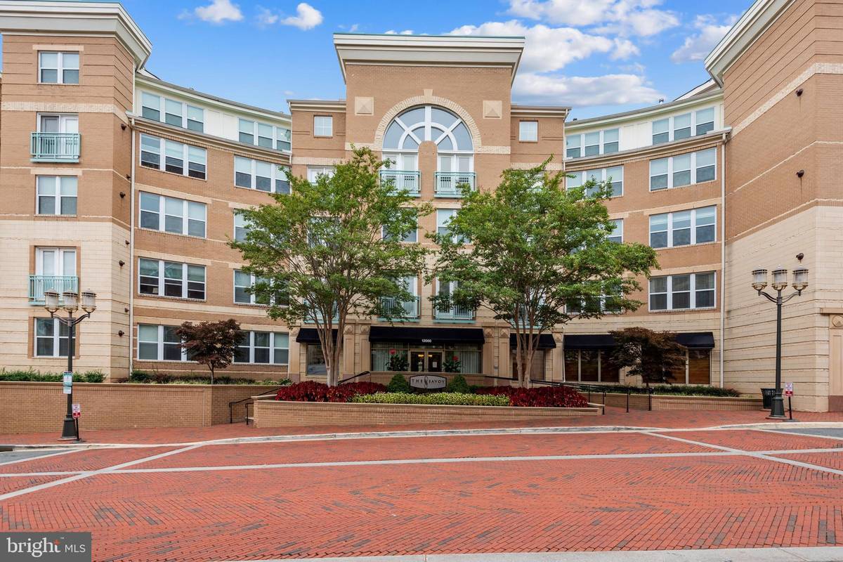 Reston, VA 20190,12000 MARKET ST #146