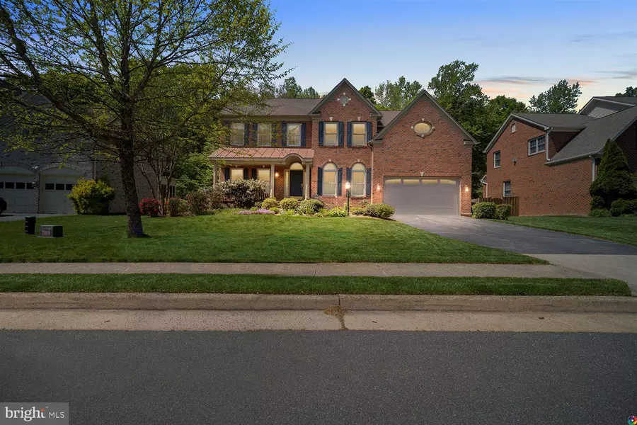 6070 DEER RIDGE TRL, Springfield, VA 22150