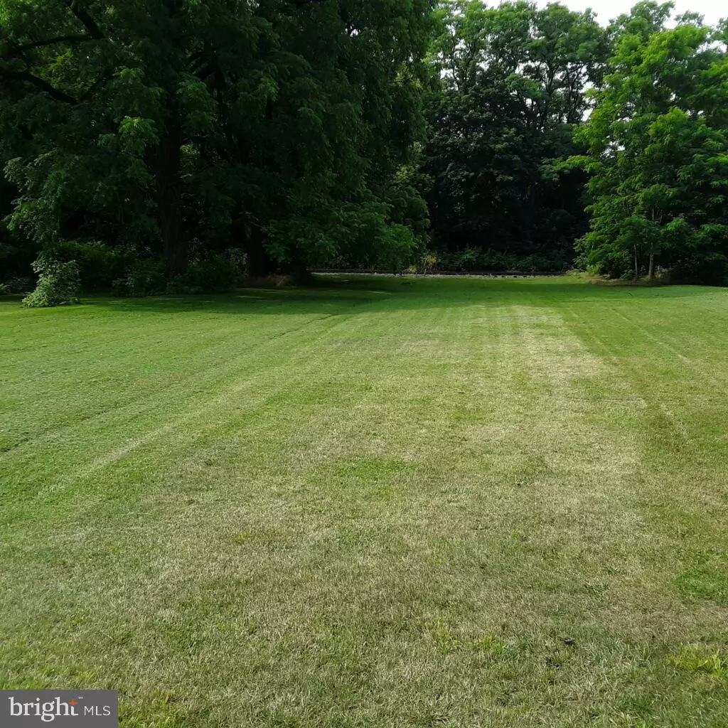 Mount Joy, PA 17552,CLAY ALY #LOT