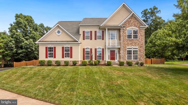 4997 MARSHALL CROWN RD, Centreville, VA 20120