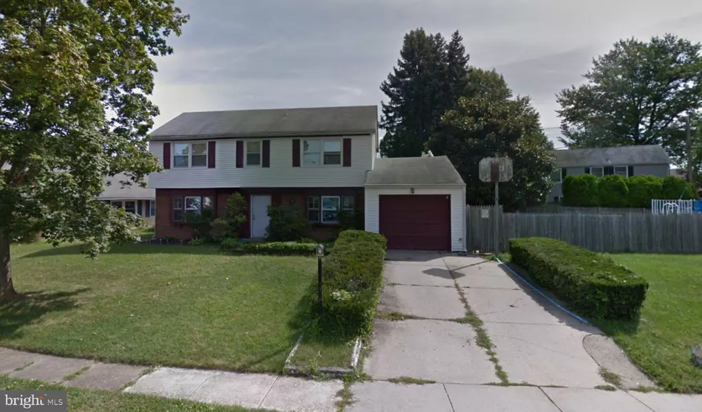 8 MERION LN, Willingboro, NJ 08046