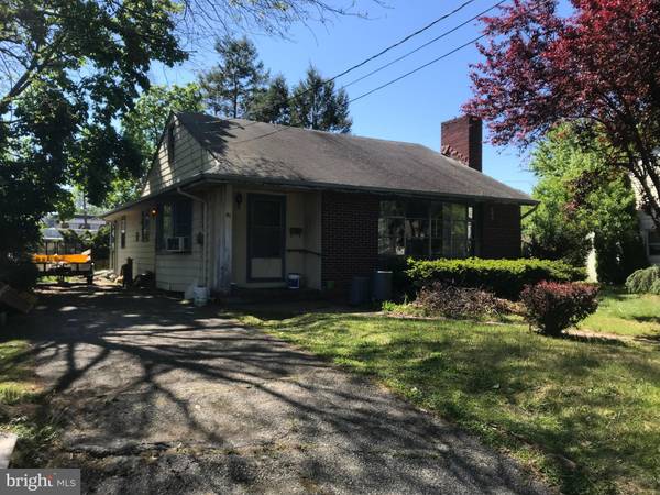 41 NEW JERSEY AVE, Blackwood, NJ 08012