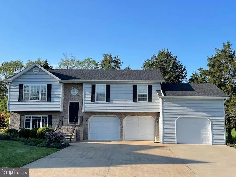 Toms Brook, VA 22660,88 FRIENDSHIP CT