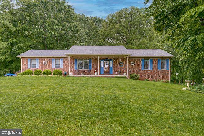 La Plata, MD 20646,1358 REDWOOD CIR