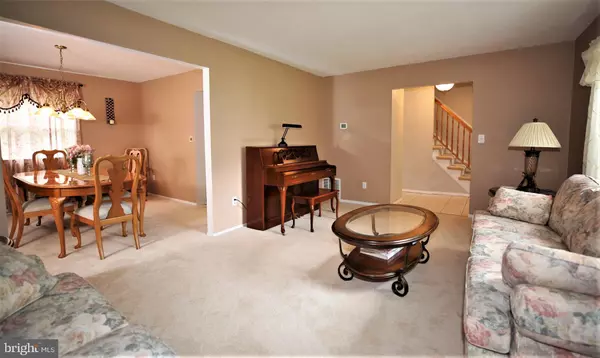 Cranbury, NJ 08512,22 PINEY BRANCH RD