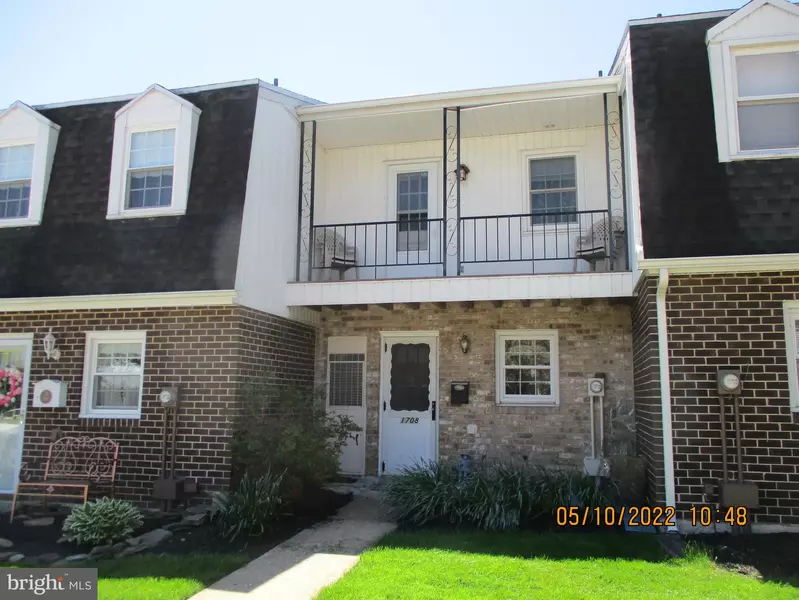 1708 DEVERS RD, York, PA 17404