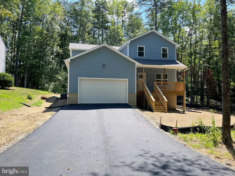 250 LAND OR DR, Ruther Glen, VA 22546