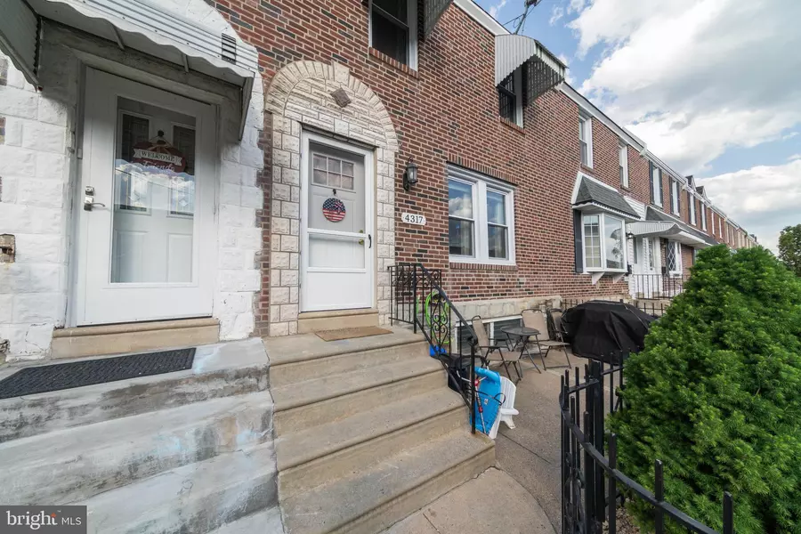 4317 CHIPPENDALE ST, Philadelphia, PA 19136