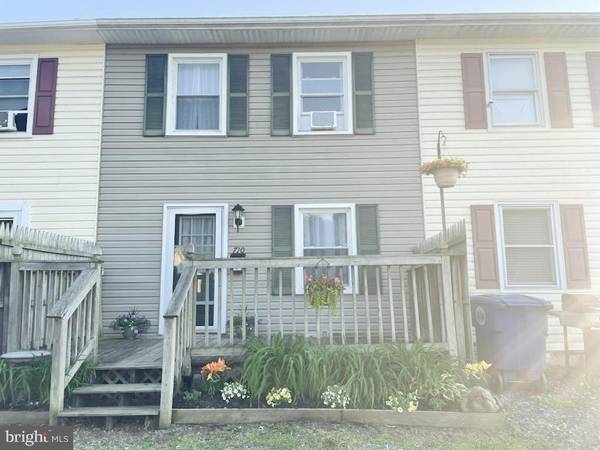 710 W 14TH ST, Front Royal, VA 22630