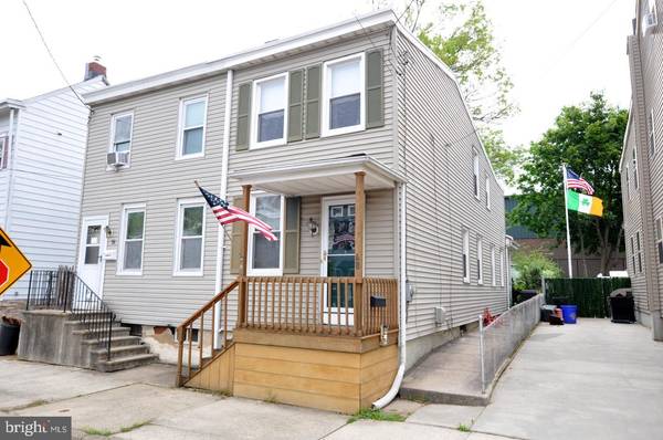 48 ELIZABETH ST, Bordentown, NJ 08505