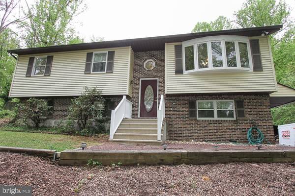 250 OAKBROOK DR, Birdsboro, PA 19508