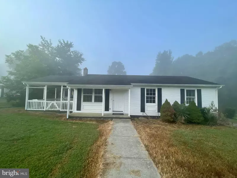 2257 DESHA RD, Tappahannock, VA 22560