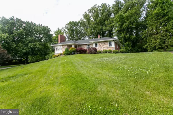 Baltimore, MD 21228,2006 FERNGLEN WAY