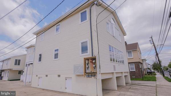 6 N ADAMS AVE #1, Margate City, NJ 08402