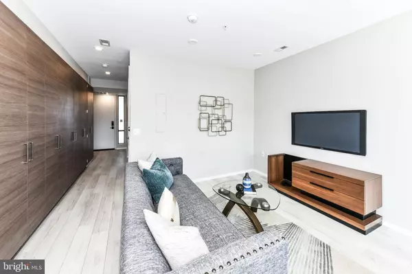 Washington, DC 20001,1550 11TH ST NW #304