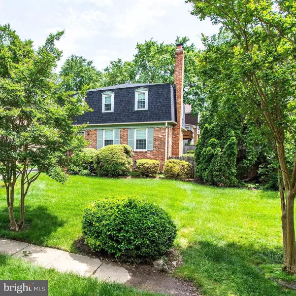 1225 COLONIAL RD, Mclean, VA 22101