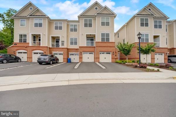 23245 MILLTOWN KNOLL SQ #107, Ashburn, VA 20148