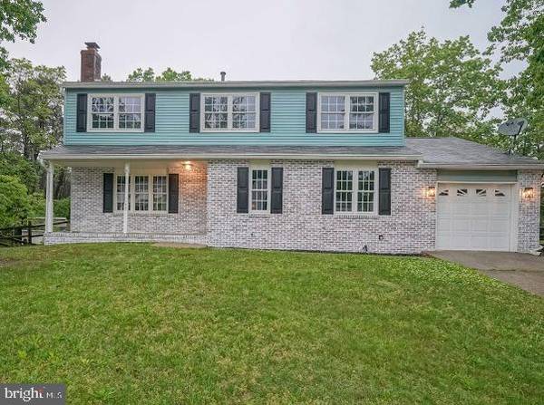 53 WINFIELD RD, Sicklerville, NJ 08081