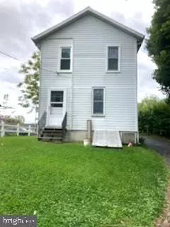 550 W EIGHTH ST, Waynesboro, PA 17268