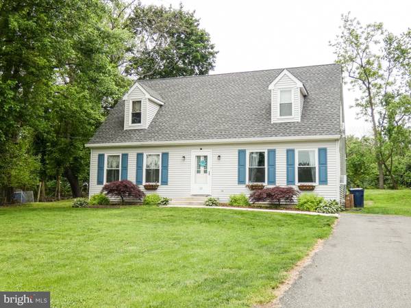 15 LOTUS AVE, Woodstown, NJ 08098