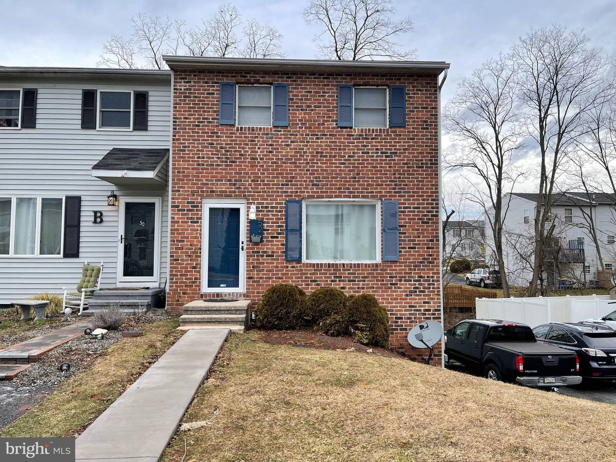 Etters, PA 17319,52 PERSIAN LILAC DR