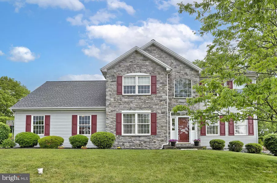 6111 SOMMERTON DR, Mechanicsburg, PA 17050