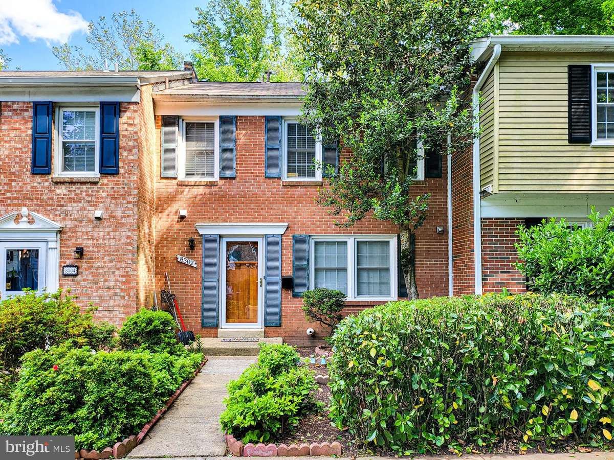 Springfield, VA 22151,8302 UXBRIDGE CT