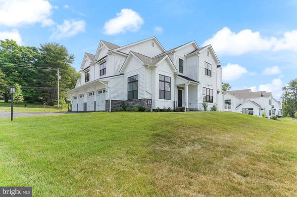 7 SAWMILL CT #LOT 19, West Chester, PA 19382