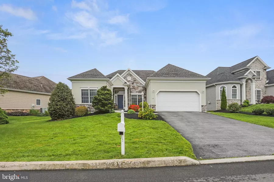 112 WINDRUSH LN, Mechanicsburg, PA 17055