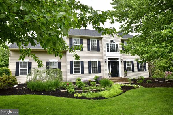 2014 LEEDOMS DR, Newtown, PA 18940