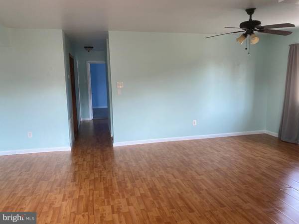 Alexandria, VA 22309,8403 BENECIA CT #34