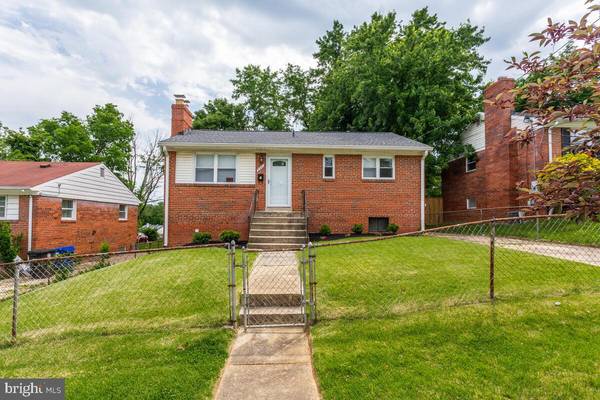 6941 EMERSON ST, Hyattsville, MD 20784