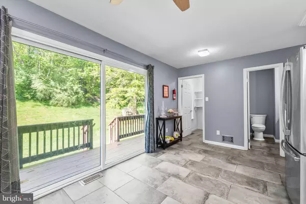 Princeton, NJ 08540,42-H CHICOPEE DR