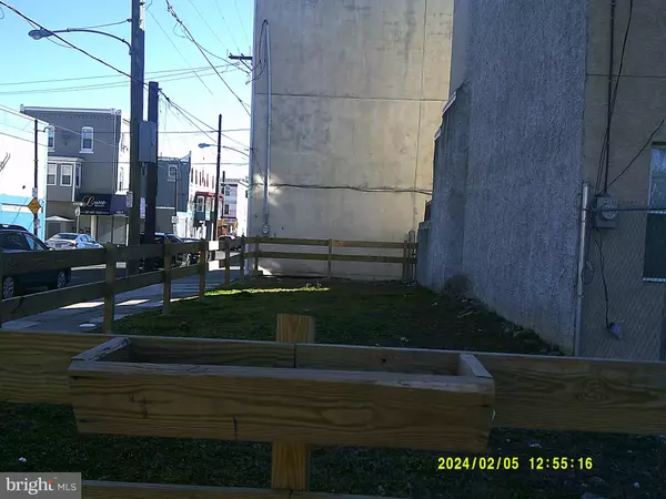 Philadelphia, PA 19133,2561 N 11TH ST