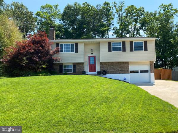 4318 ROLLING STONE WAY, Alexandria, VA 22306