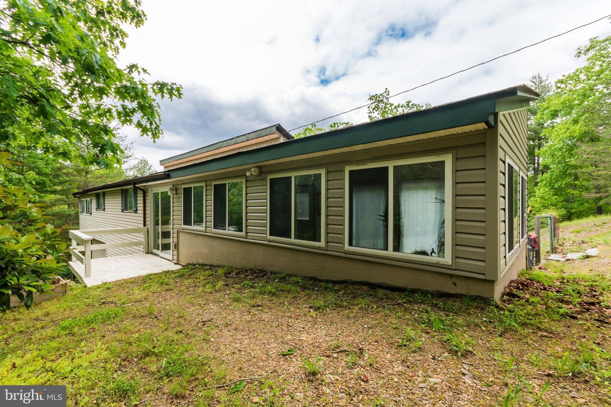 Hedgesville, WV 25427,248 VILLAGE DR