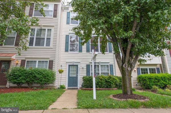 43804 SUNSET TER, Ashburn, VA 20147