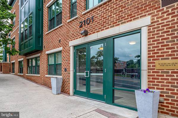 2101 N MONROE ST #318, Arlington, VA 22207